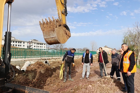 500 Evler Mahallesi’nde Su Hattı Yenileniyor